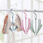 SHOE HANGER