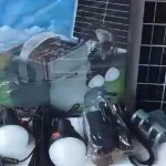 Duravolt 5 in 1 solar panel pack with fan and bulb