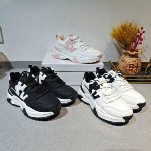 Precious Solid Sneakers